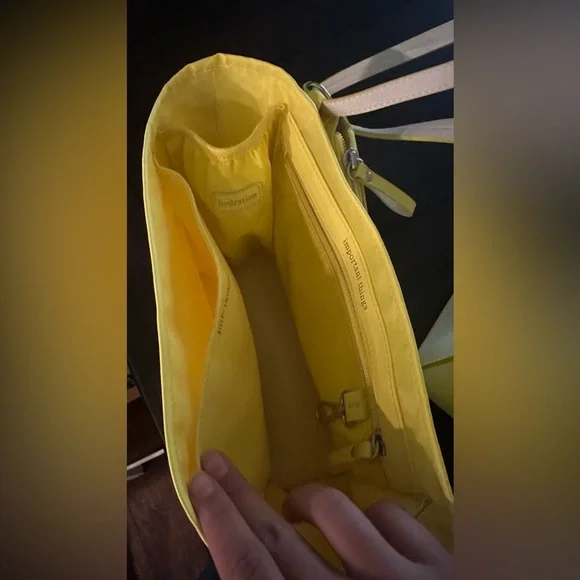 Tommy Bahama purse - Picture 5 of 6